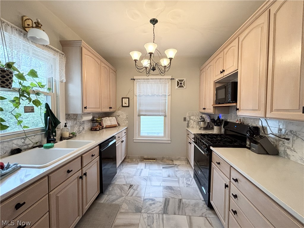 15426 Clifton Boulevard Lakewood OH 44107