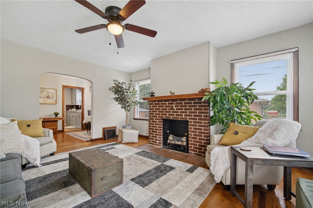 1560 Garling Avenue Columbus OH 43223