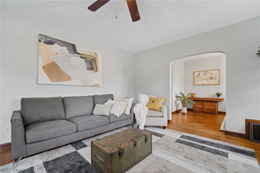 1560 Garling Avenue Columbus OH 43223