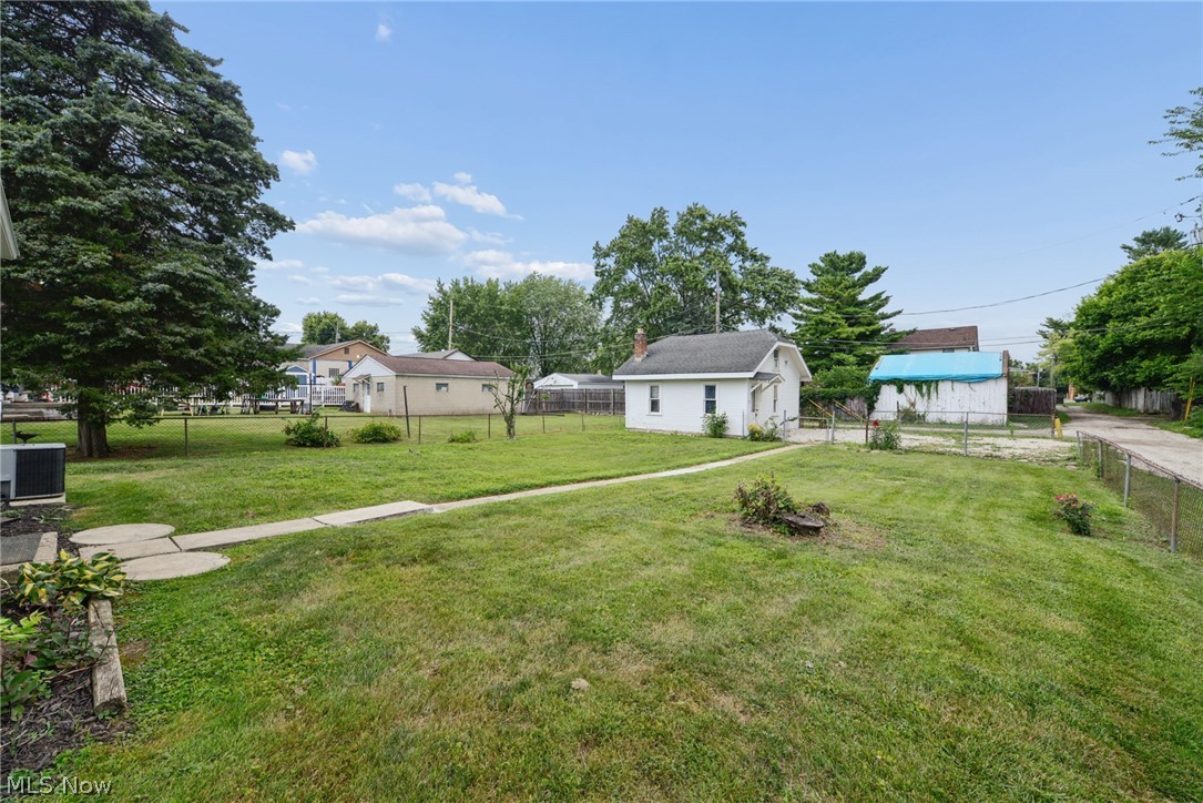 1560 Garling Avenue Columbus OH 43223