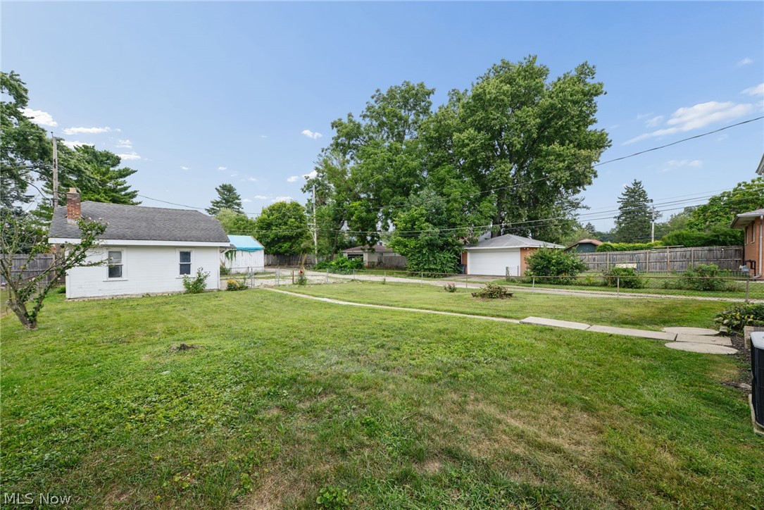 1560 Garling Avenue Columbus OH 43223