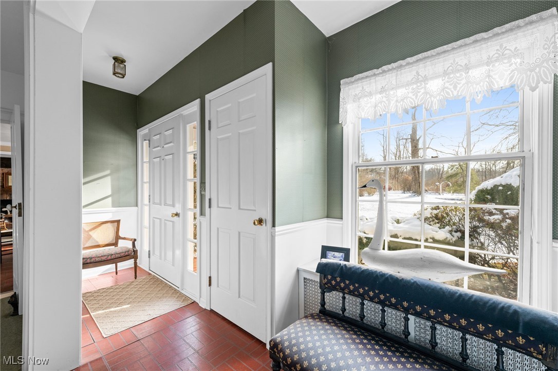 123 S Chillicothe Road Aurora OH 44202