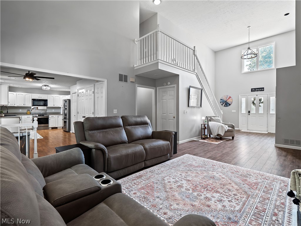 6141 Eastview Avenue North Ridgeville OH 44039
