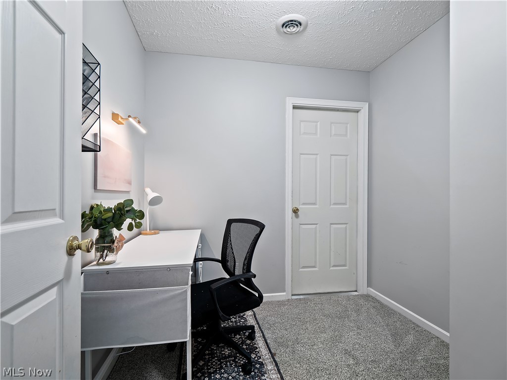 6141 Eastview Avenue North Ridgeville OH 44039
