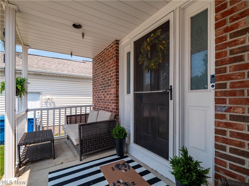 6141 Eastview Avenue North Ridgeville OH 44039