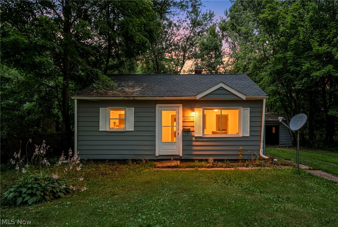 1276 Frederick Boulevard Akron OH 44320