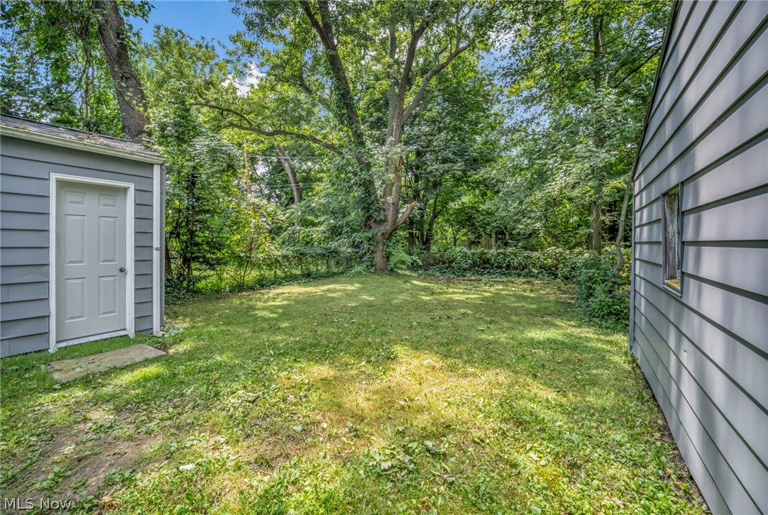 1276 Frederick Boulevard Akron OH 44320