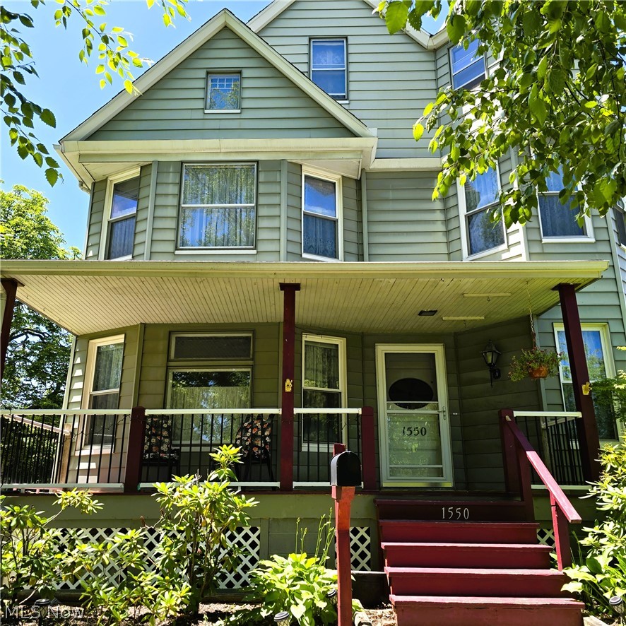 1550 Grace Avenue Lakewood OH 44107