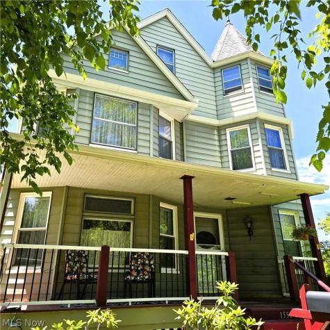 1550 Grace Avenue Lakewood OH 44107