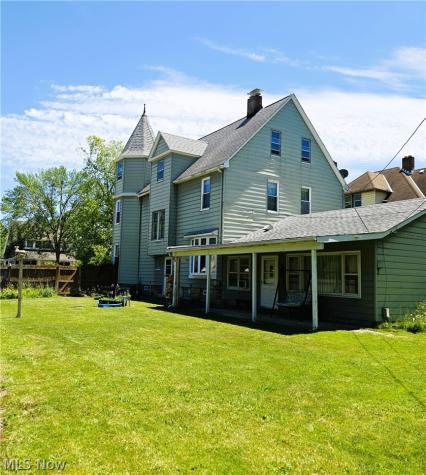 1550 Grace Avenue Lakewood OH 44107