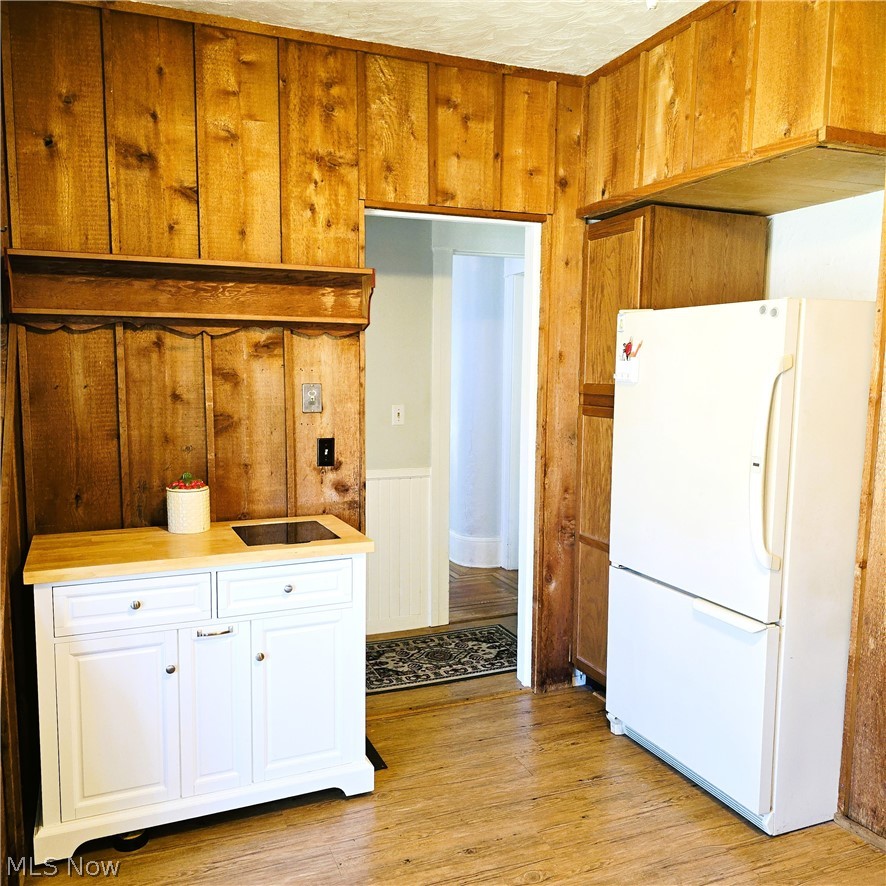 1550 Grace Avenue Lakewood OH 44107