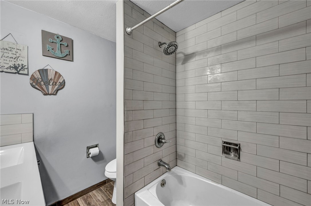 1275 Sandy Lake Road Ravenna OH 44266