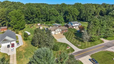 1275 Sandy Lake Road Ravenna OH 44266