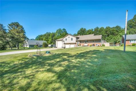 1275 Sandy Lake Road Ravenna OH 44266