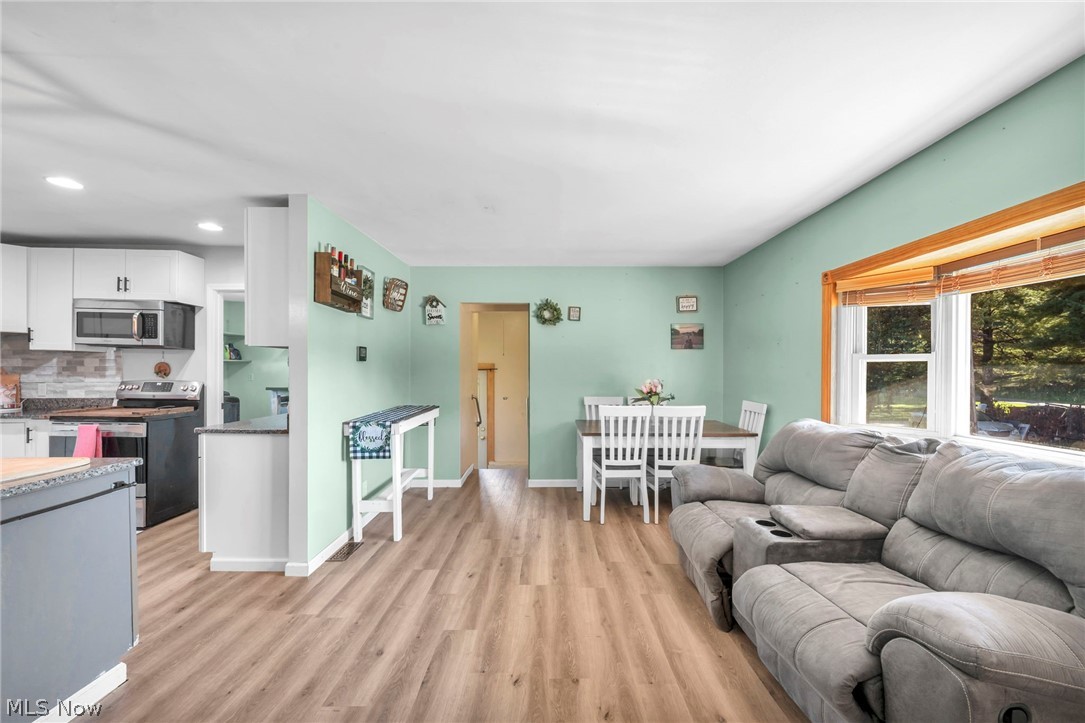 1275 Sandy Lake Road Ravenna OH 44266