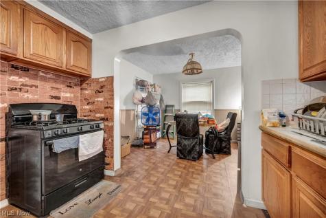 12324 Oak Park Boulevard Garfield Heights OH 44125