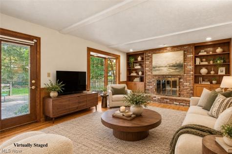 589 Lindford Drive Bay Village OH 44140