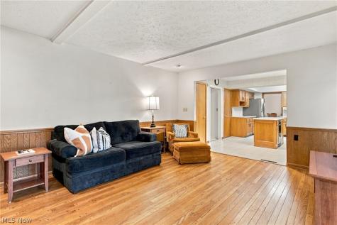 589 Lindford Drive Bay Village OH 44140