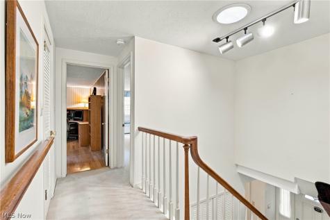 589 Lindford Drive Bay Village OH 44140