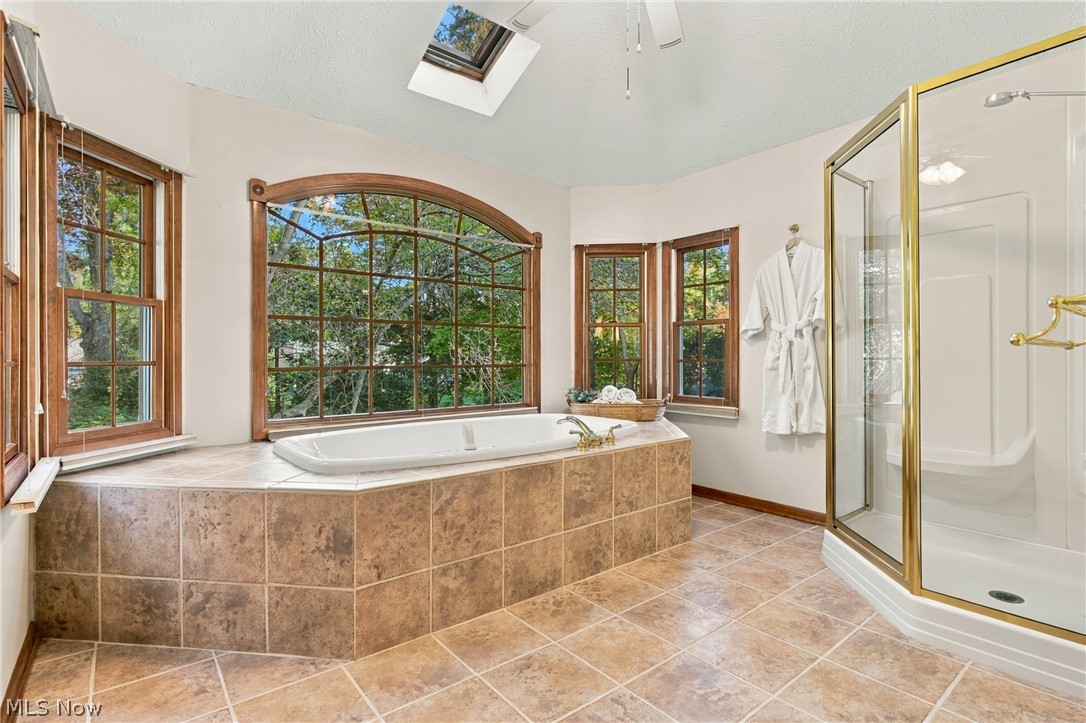 589 Lindford Drive Bay Village OH 44140