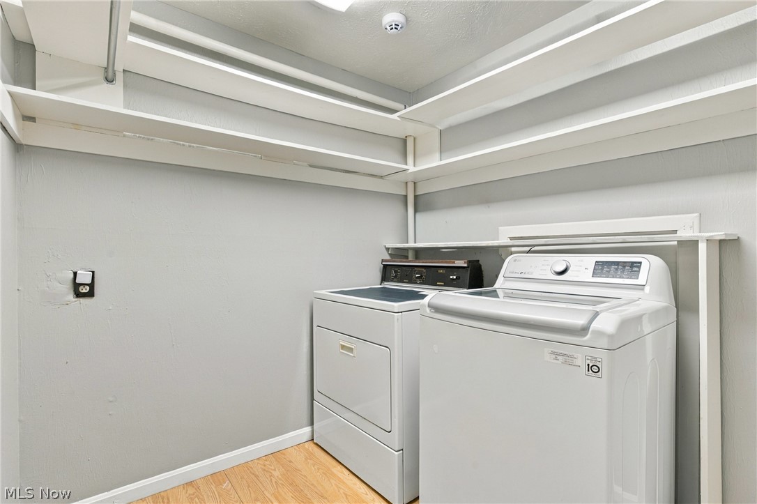 589 Lindford Drive Bay Village OH 44140