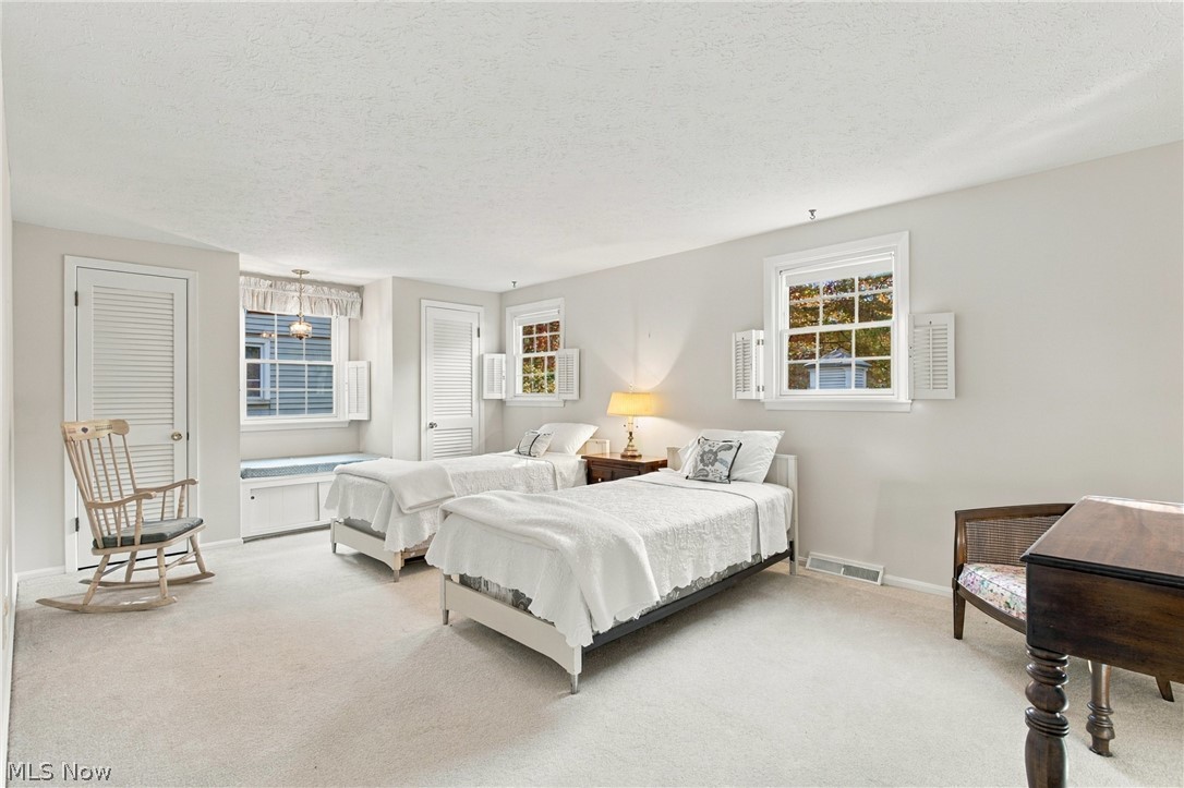 589 Lindford Drive Bay Village OH 44140