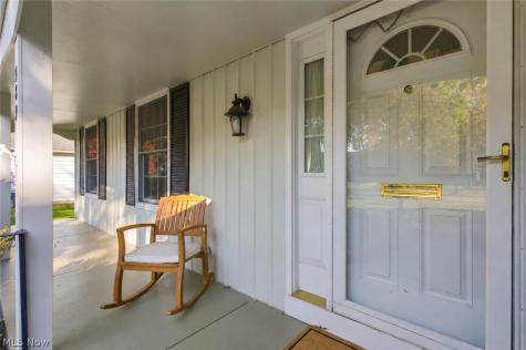 589 Lindford Drive Bay Village OH 44140