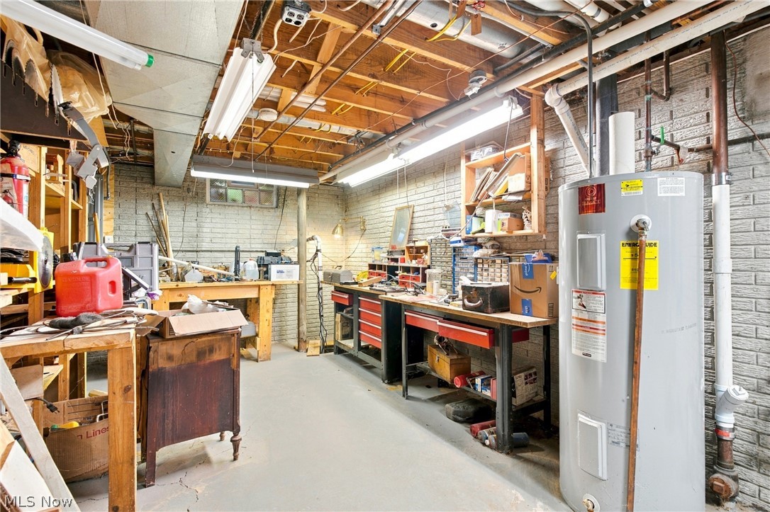 589 Lindford Drive Bay Village OH 44140