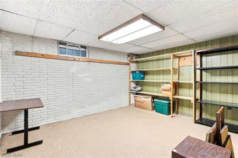 589 Lindford Drive Bay Village OH 44140