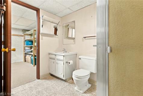 589 Lindford Drive Bay Village OH 44140