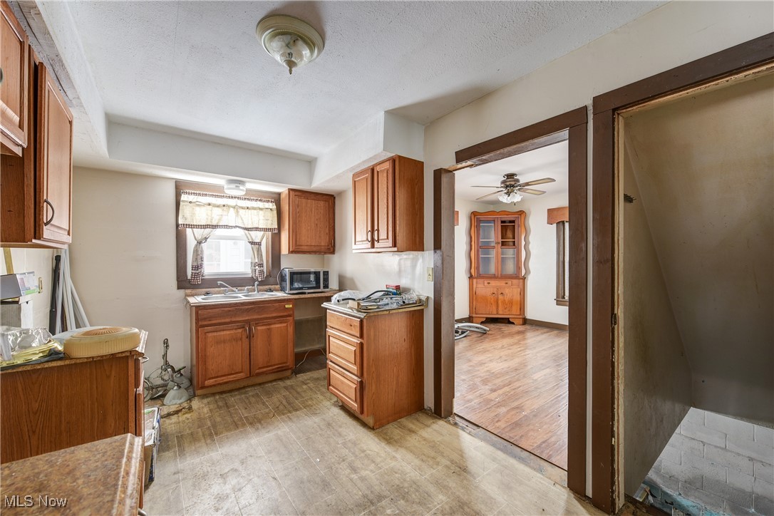 326 Indiana Avenue Lorain OH 44052