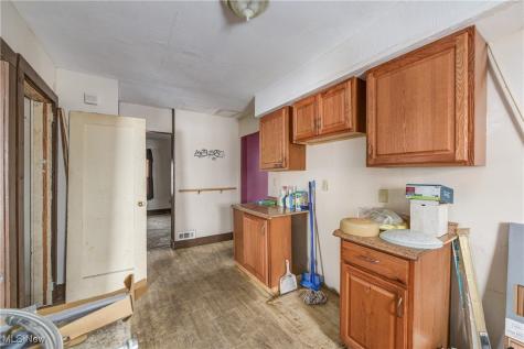 326 Indiana Avenue Lorain OH 44052