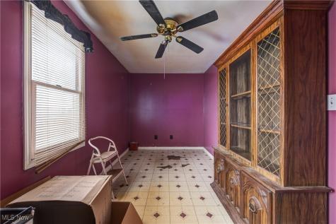 326 Indiana Avenue Lorain OH 44052