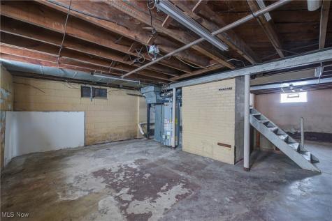 326 Indiana Avenue Lorain OH 44052