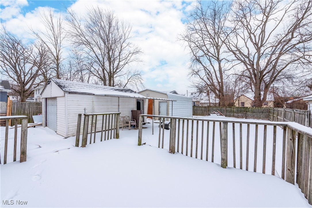 326 Indiana Avenue Lorain OH 44052