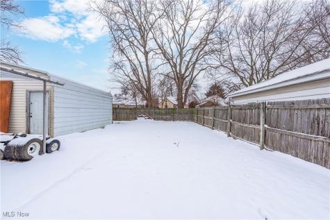 326 Indiana Avenue Lorain OH 44052