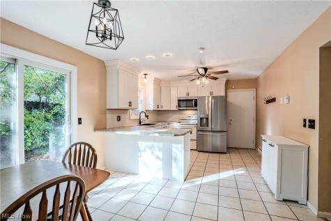 178 Antioch Drive Elyria OH 44035