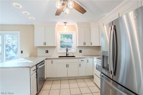178 Antioch Drive Elyria OH 44035