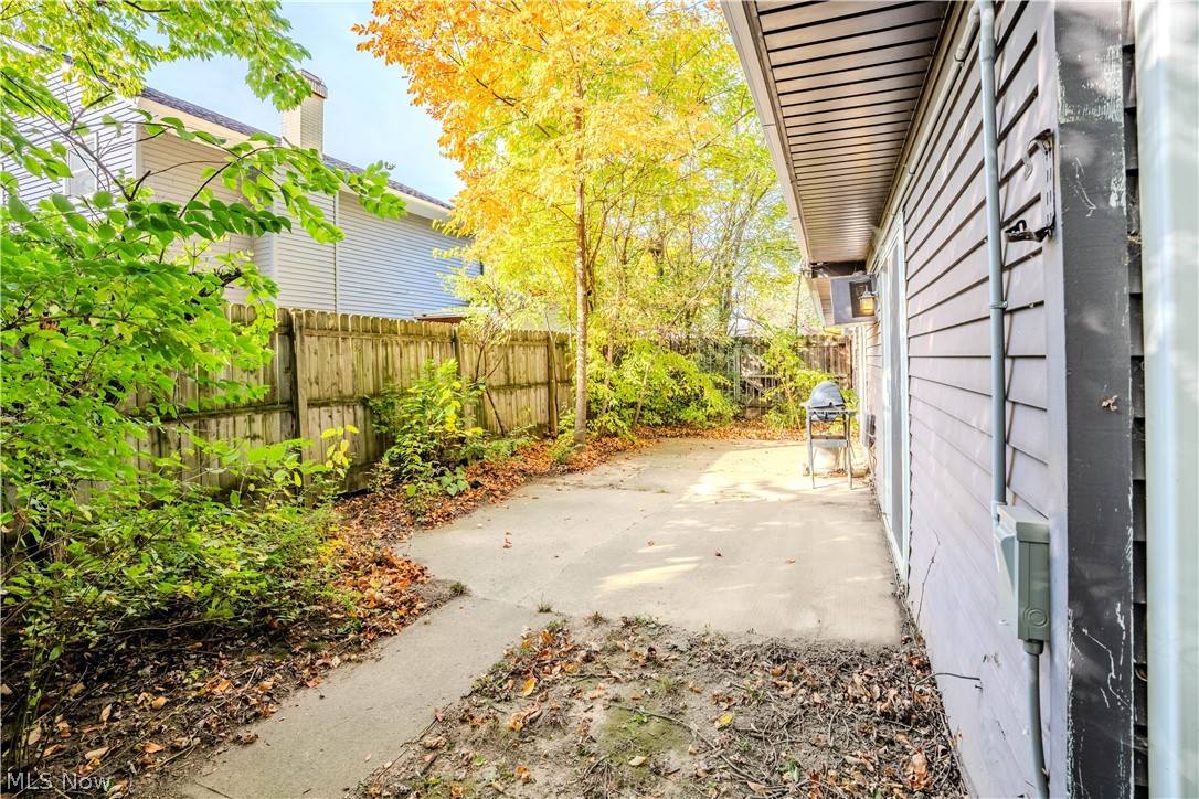 178 Antioch Drive Elyria OH 44035