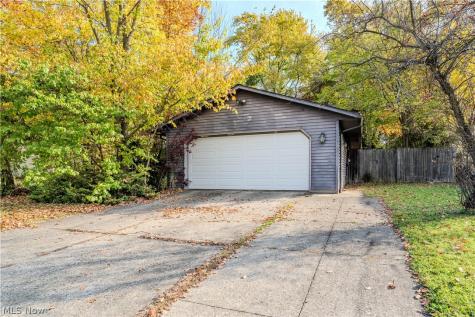 178 Antioch Drive Elyria OH 44035