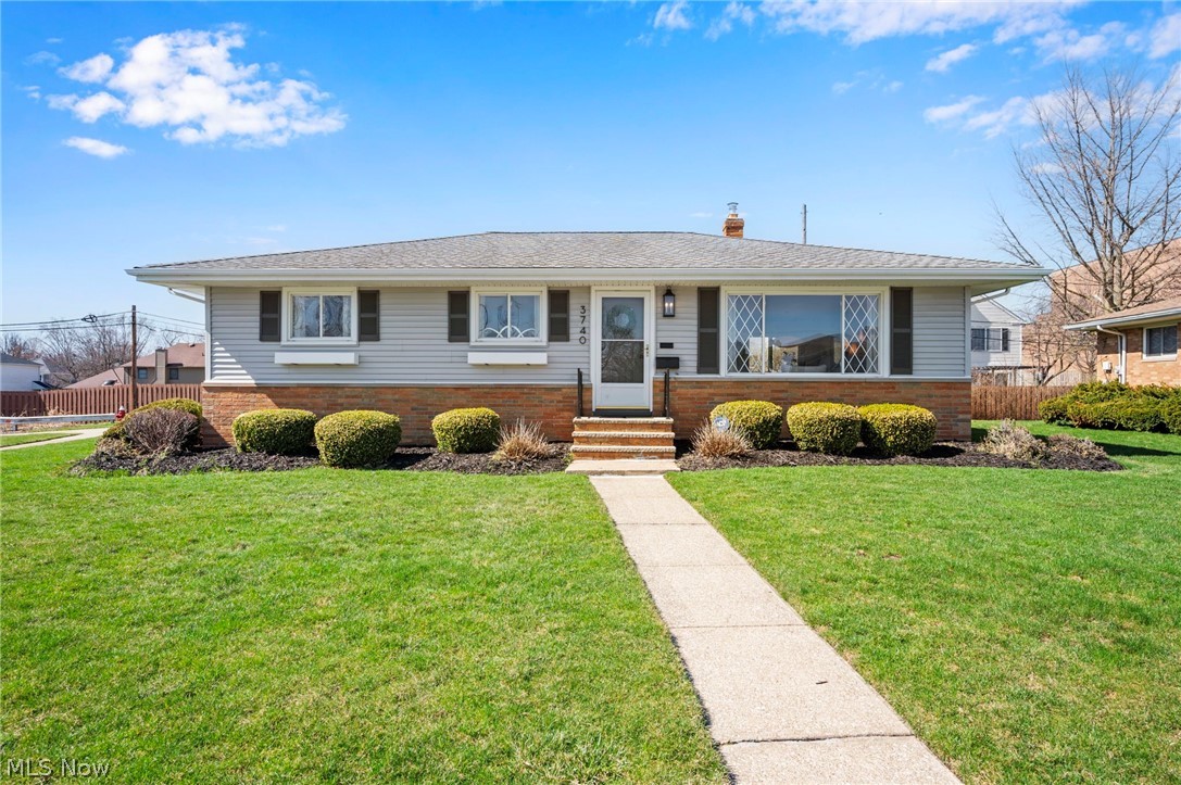 3740 W 214th Street Fairview Park OH 44126