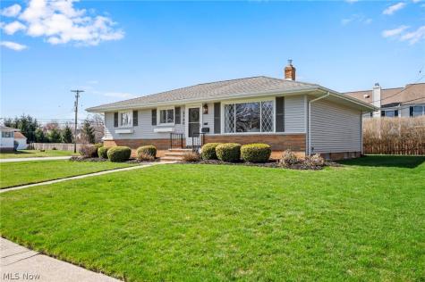 3740 W 214th Street Fairview Park OH 44126