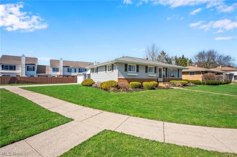 3740 W 214th Street Fairview Park OH 44126