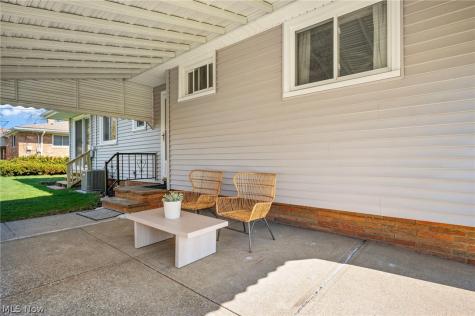 3740 W 214th Street Fairview Park OH 44126