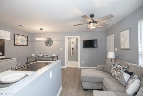 3782 Edgepark Drive Akron OH 44319