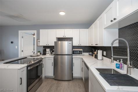 3782 Edgepark Drive Akron OH 44319