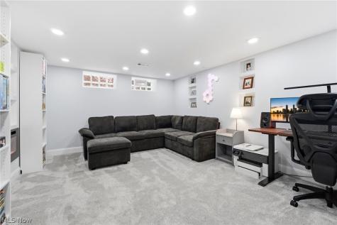 2560 Milton Road University Heights OH 44118