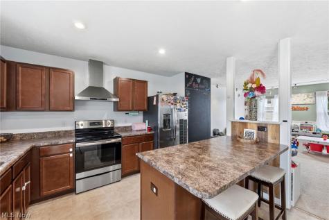 147 Springvale Drive Amherst OH 44001