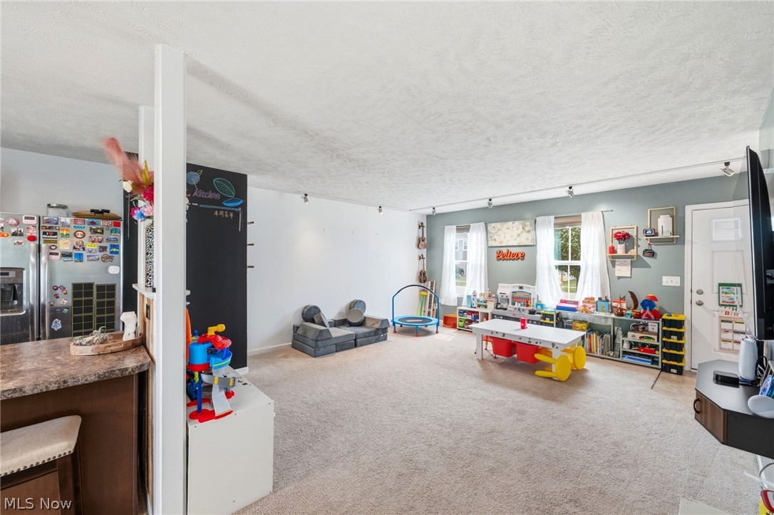 147 Springvale Drive Amherst OH 44001