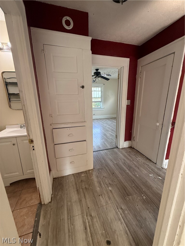 4234 E 111th Street Cleveland OH 44105